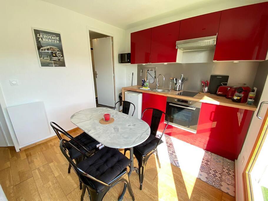 Grand Studio, Belle Terrasse Avec Vue Nantes Bagian luar foto